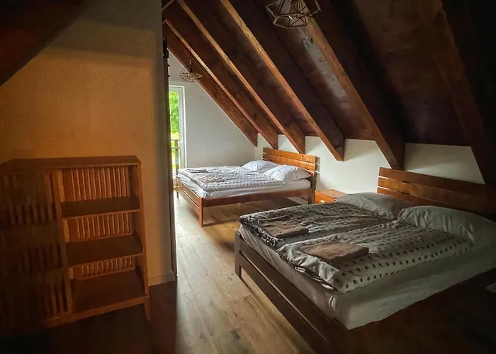 Malinky Hébergement de vacances *