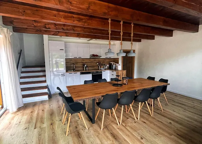 Malinky Hébergement de vacances Jezersko